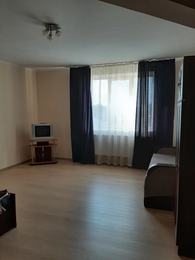Apartment On Lermontova 35A Mukacheve Bagian luar foto